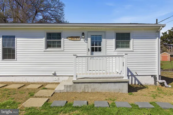 $1,550 | 20289 Ridge Road, Colonial Beach, VA 22443