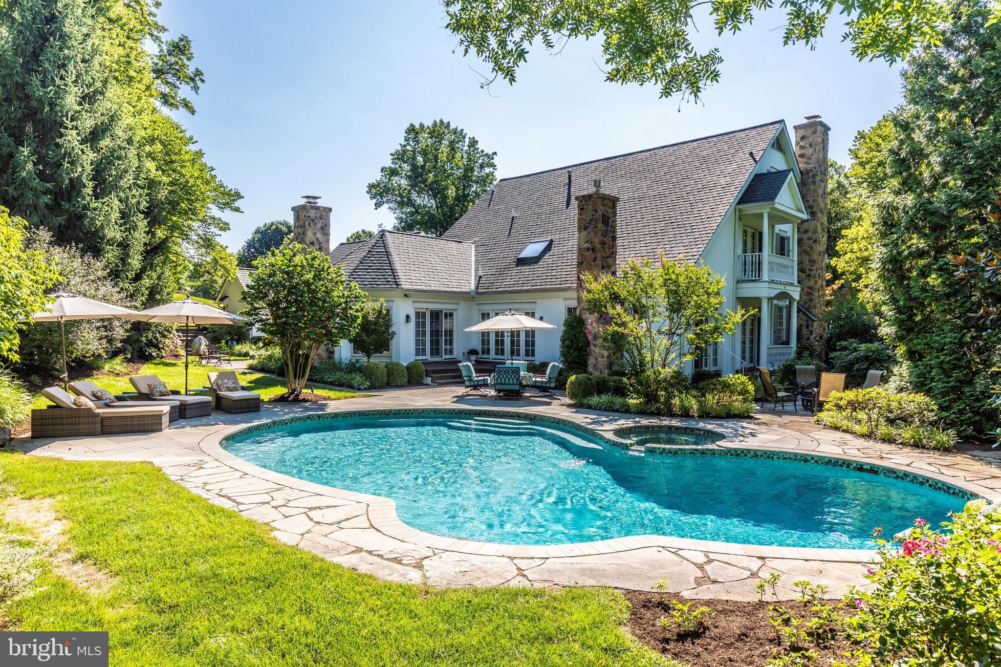 401 Inveraray Road Villanova, PA 19085 - Photo 2 of 60