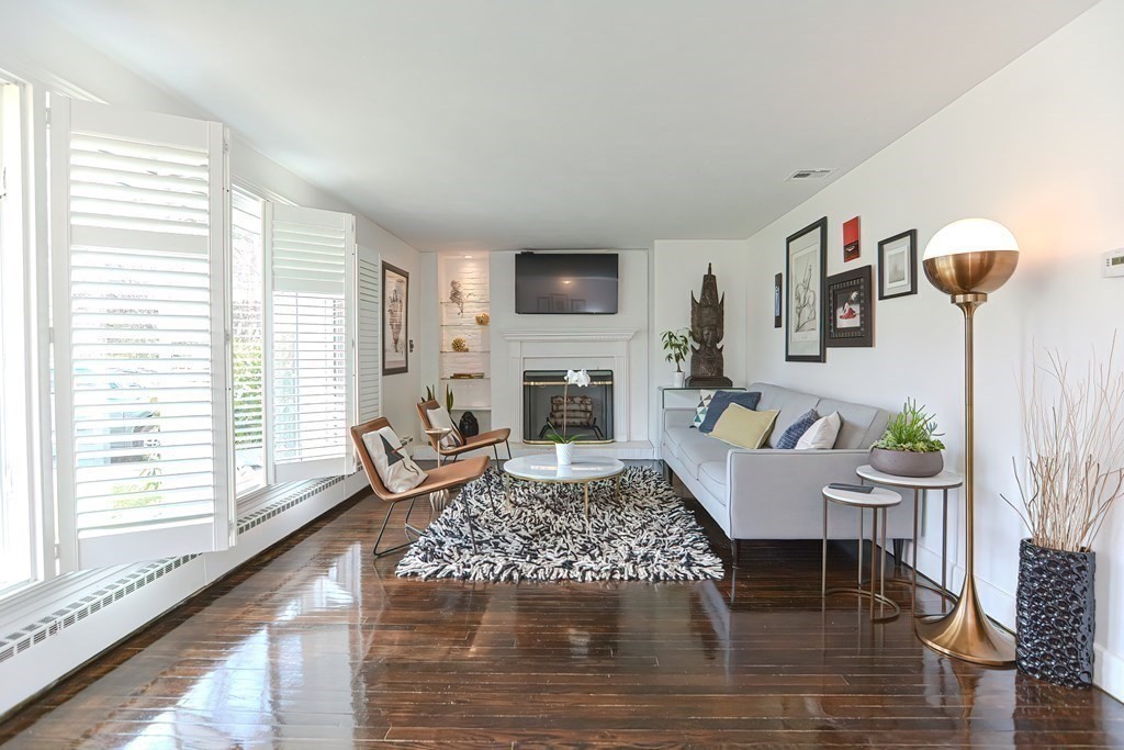 40 Fay Road Dedham, MA 02026 - Photo 3 of 42 Gallery Image 3