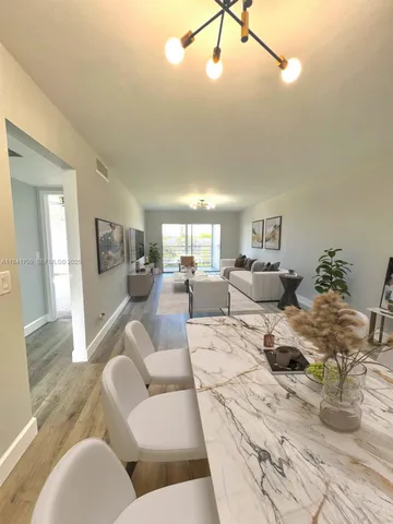 $245,000 | Century Village West, Boca Raton, FL 33434