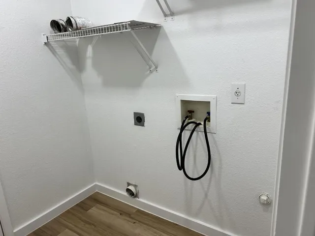 $1,995 | 1506 Cosmos Way, Pflugerville, TX 78660