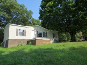 14609 Fairview Road St. Paul, VA 24283 - Photo 1 of 18 Front View