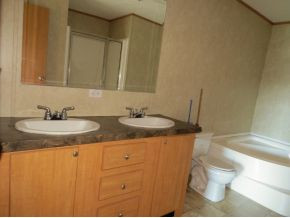 14609 Fairview Road St. Paul, VA 24283 - Photo 13 of 18 Master Bath