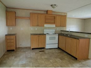 14609 Fairview Road St. Paul, VA 24283 - Photo 6 of 18 Kitchen
