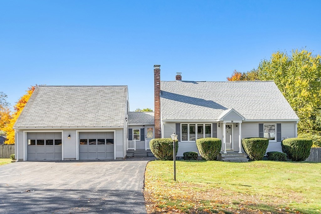 38 Ramgren Road Lunenburg, MA 01462 - Photo 2 of 35