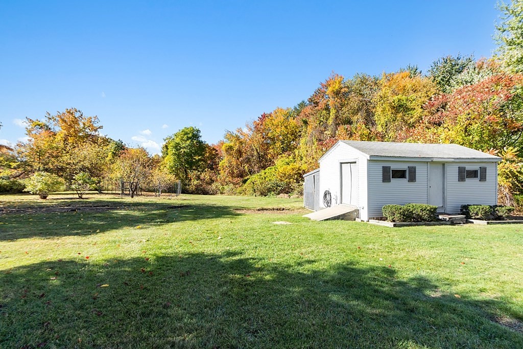 38 Ramgren Road Lunenburg, MA 01462 - Photo 30 of 35