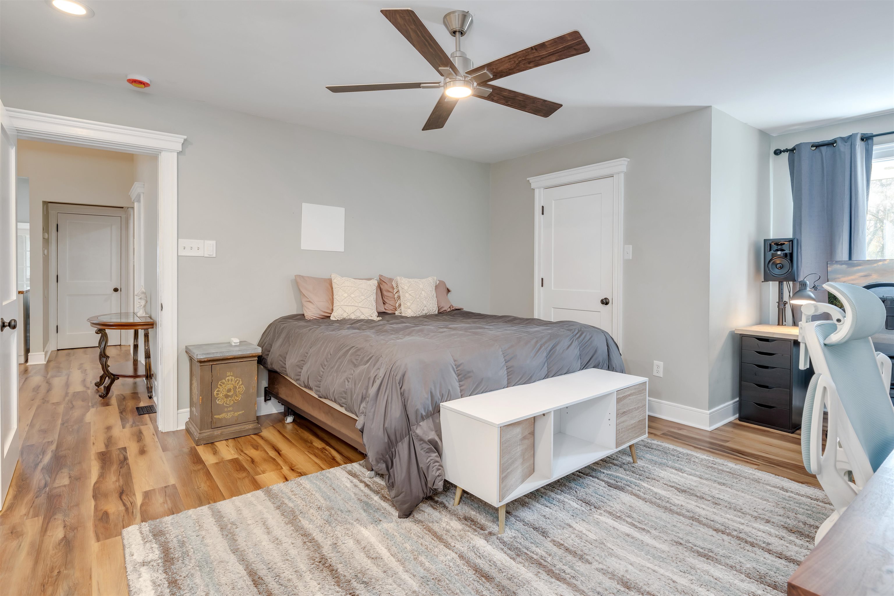 667 Dias Creek Road Cape May Court House, NJ 08210 - Photo 21 of 43 a spacious bedroom with a bed and a table