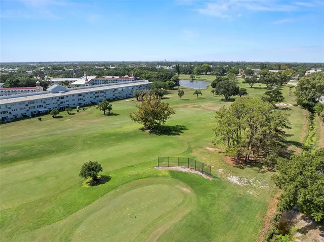 $240,000 | 2440 World Pkwy Boulevard, Unit 16, Clearwater, FL 33763