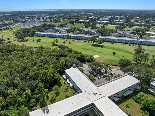 $240,000 | 2440 World Pkwy Boulevard, Unit 16, Clearwater, FL 33763