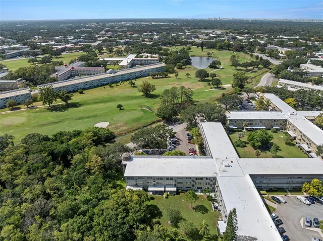 $240,000 | 2440 World Pkwy Boulevard, Unit 16, Clearwater, FL 33763