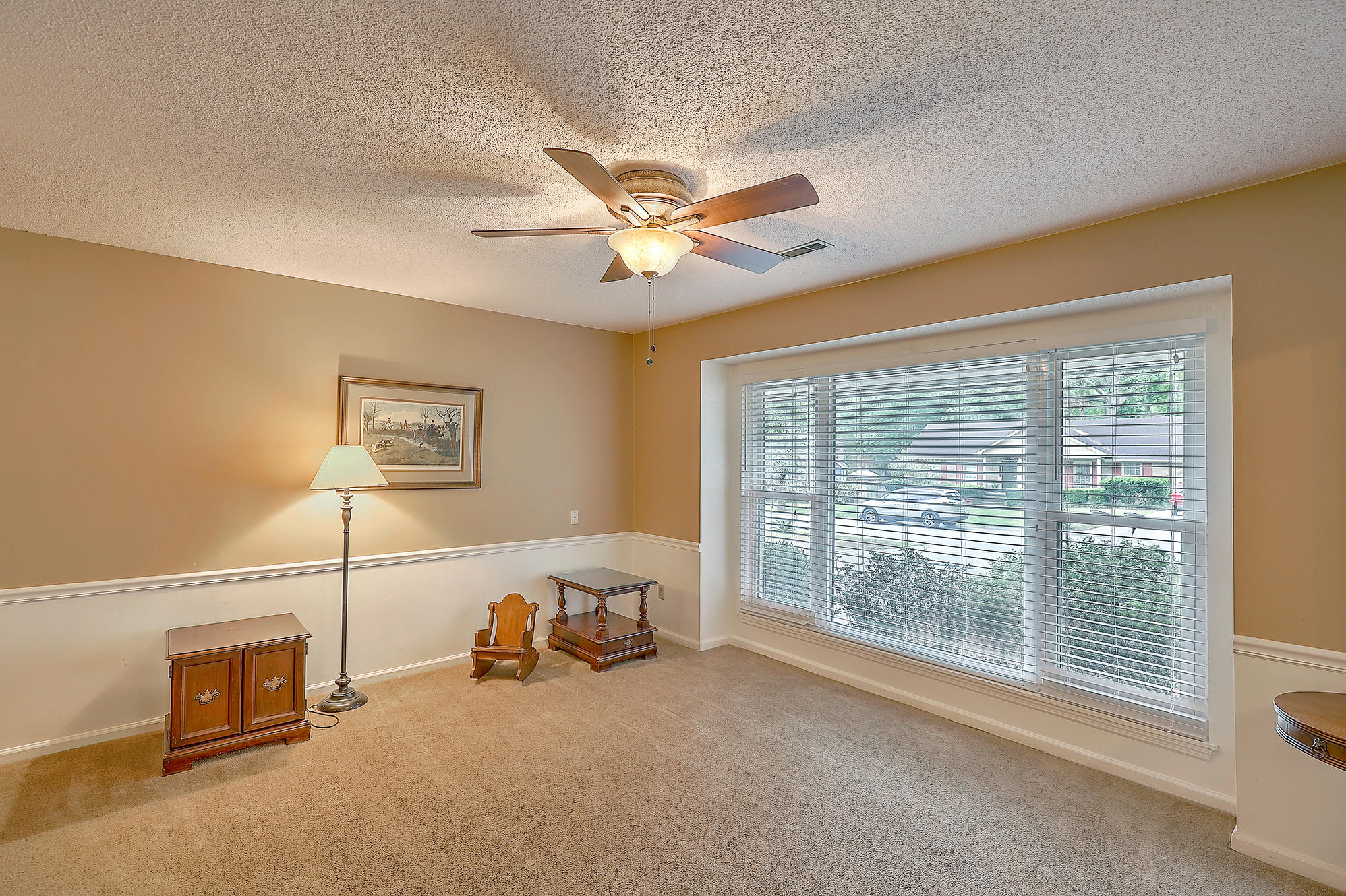 233 Brailsford Road Summerville, SC 29485 - Photo 5 of 42 IMG_0035_36_37_38_39_40_41