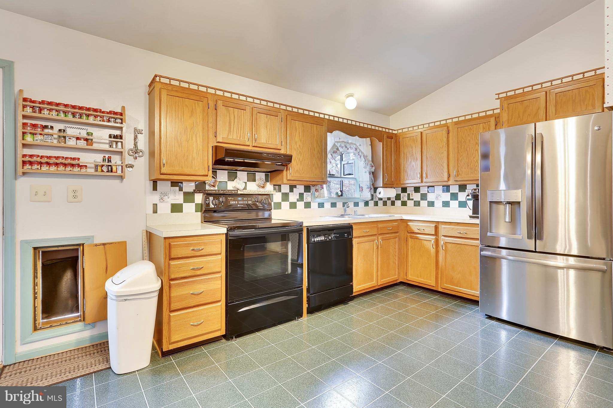 11361 Redlands Road Lusby, MD 20657 - Photo 6 of 30 Kitchen