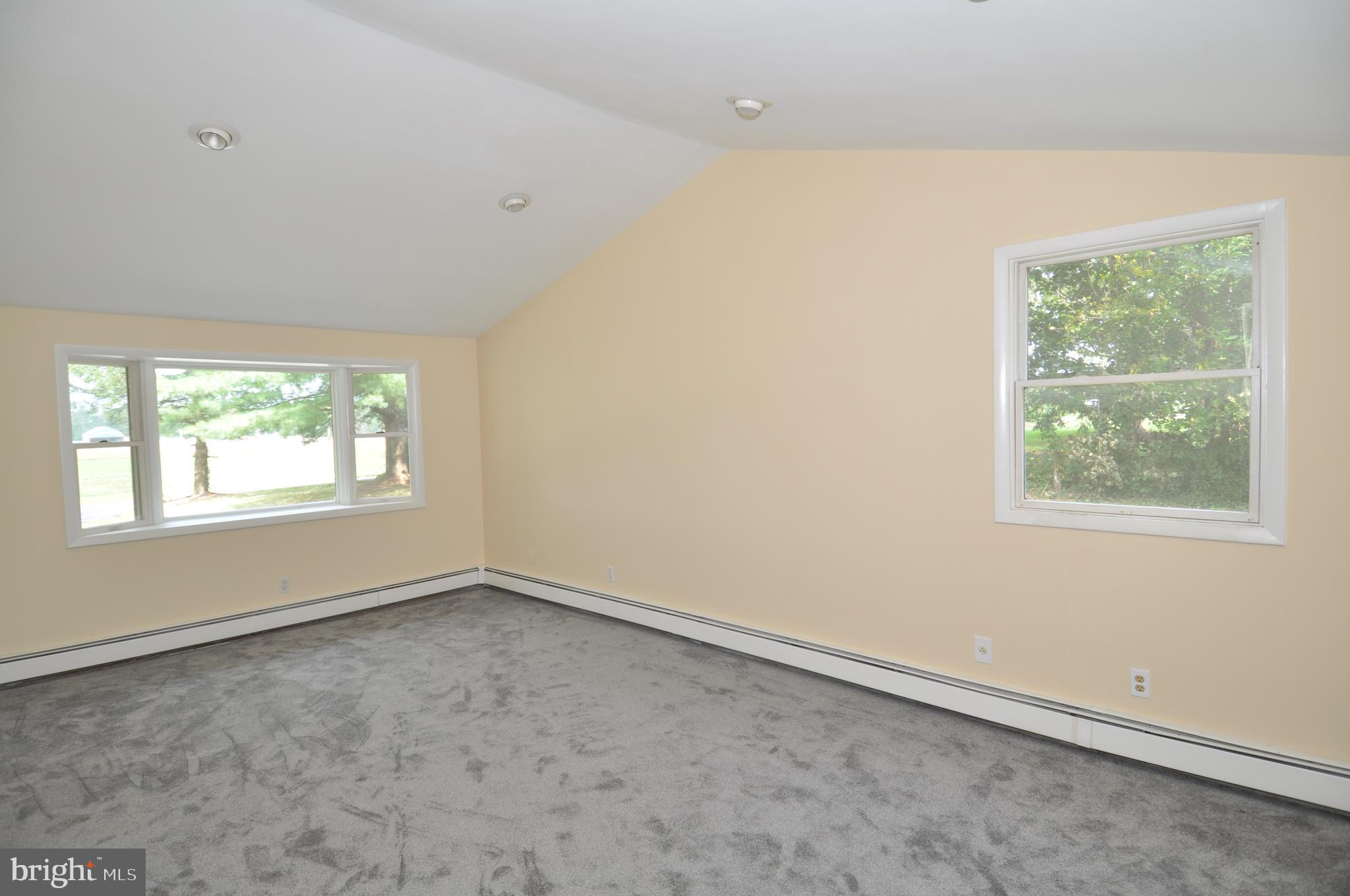 27216 Mt Pleasant Road Columbus, NJ 08022 - Photo 14 of 64
