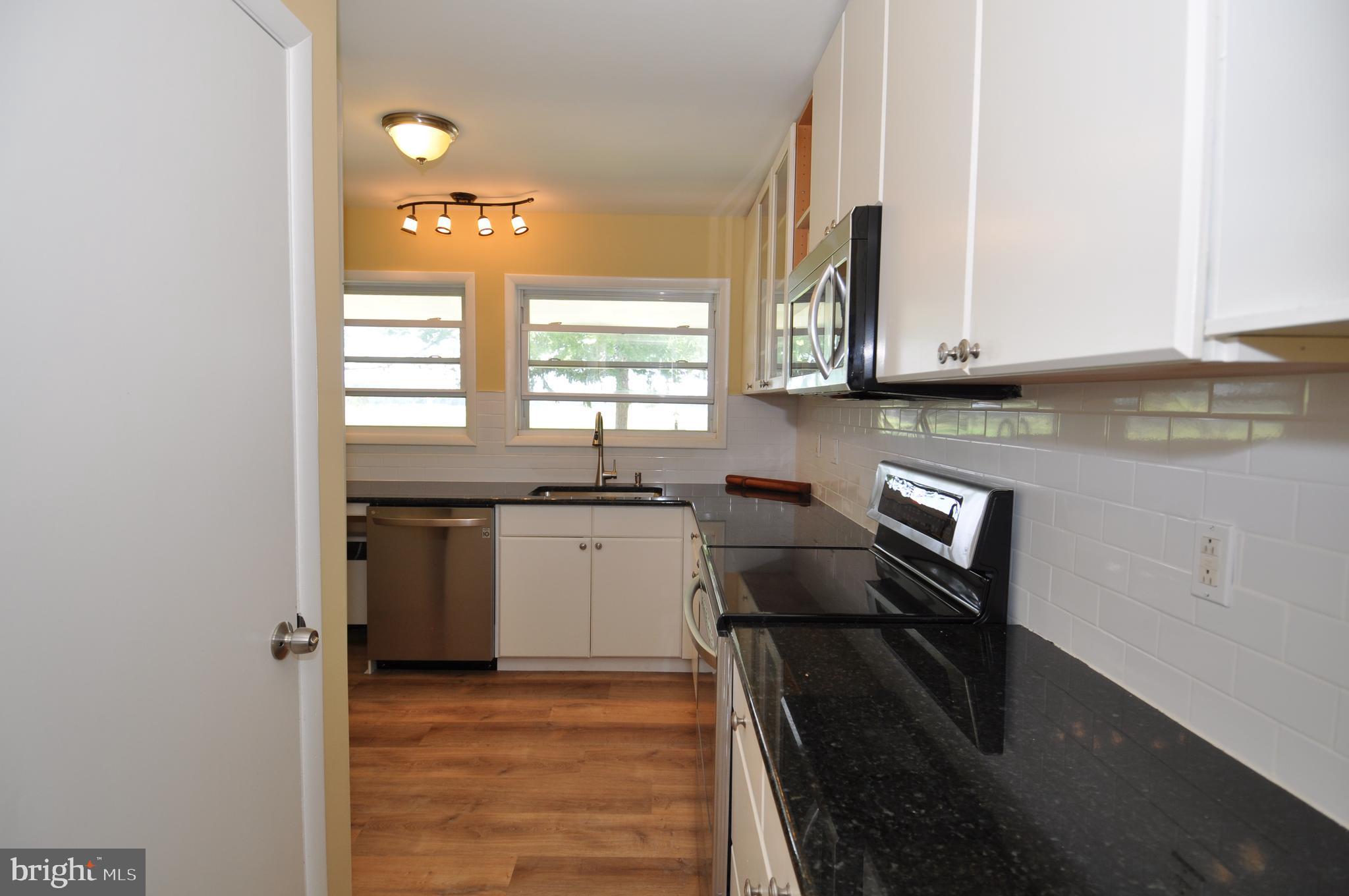 27216 Mt Pleasant Road Columbus, NJ 08022 - Photo 7 of 64
