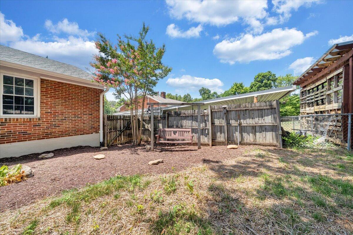 1745 Morwanda Street Northwest Salem, VA 24153 - Photo 43 of 61 43-MIB00202