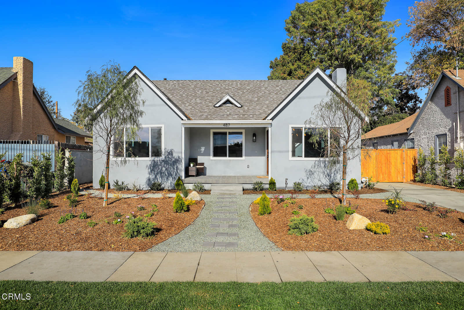 487 Crosby Street Altadena, CA 91001 - Photo 1 of 24 a view of a house with swimming pool and sitting area