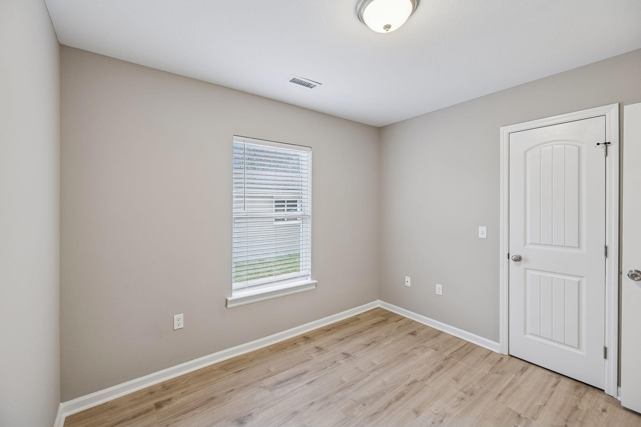 1795 Ocoee Street Chattanooga, TN 37406 - Photo 19 of 27 19-1795 Ocoee St - 019