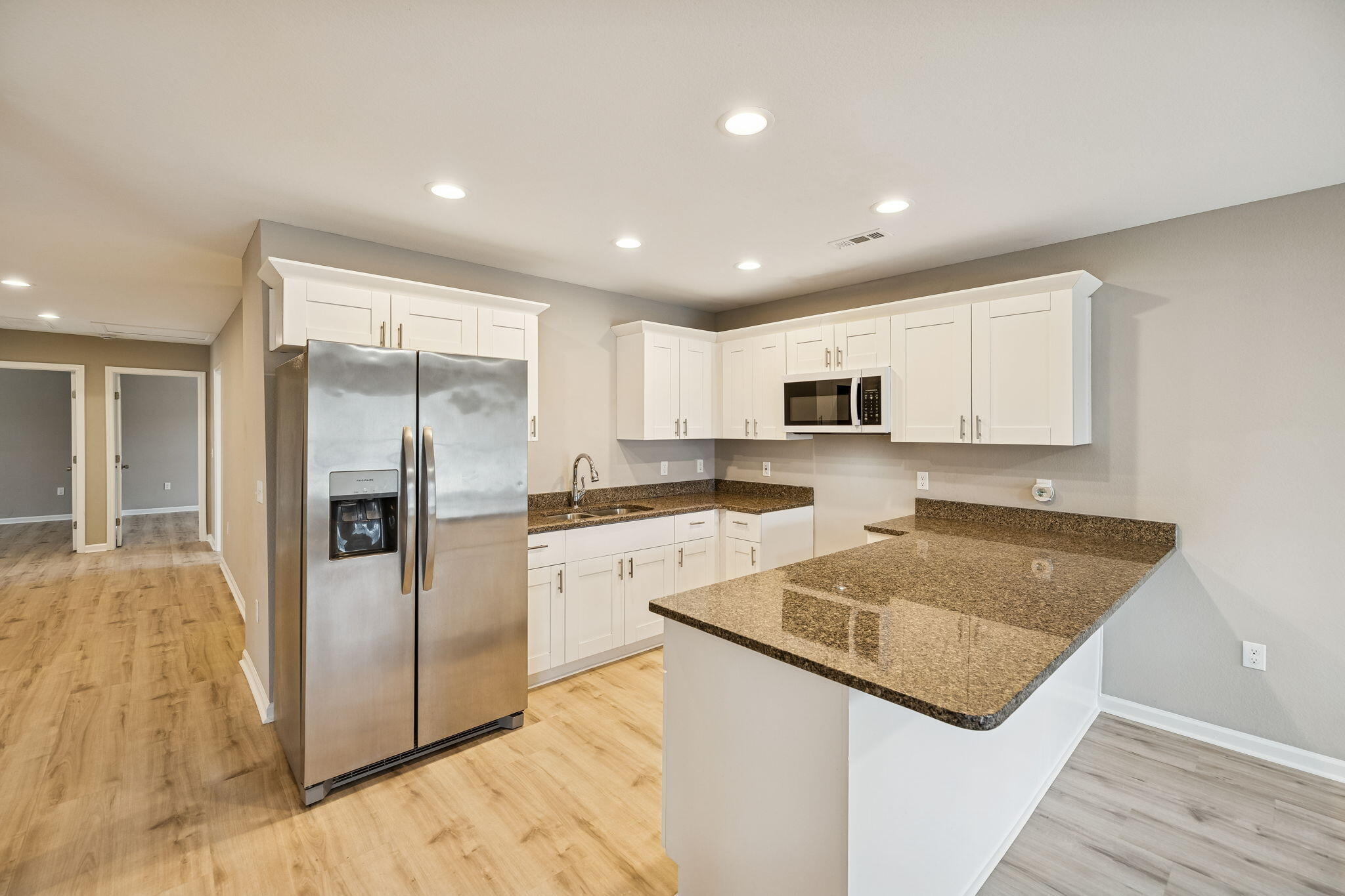 1795 Ocoee Street Chattanooga, TN 37406 - Photo 9 of 27 10-1795 Ocoee St - 010