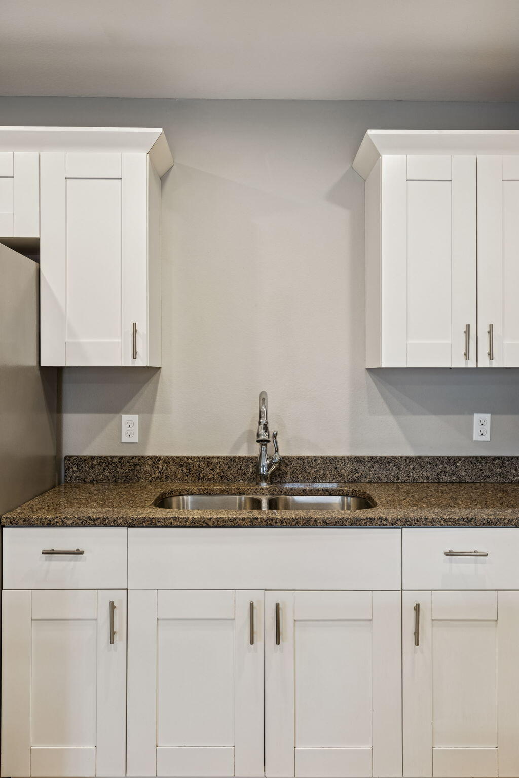 1795 Ocoee Street Chattanooga, TN 37406 - Photo 10 of 27 11-1795 Ocoee St - 011