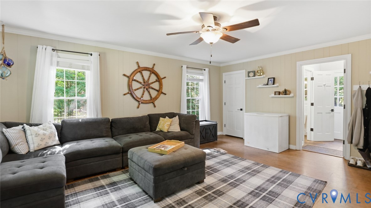 10716 Chalkley Road Richmond, VA 23237 - Photo 21 of 46 a living room with furniture and a large window
