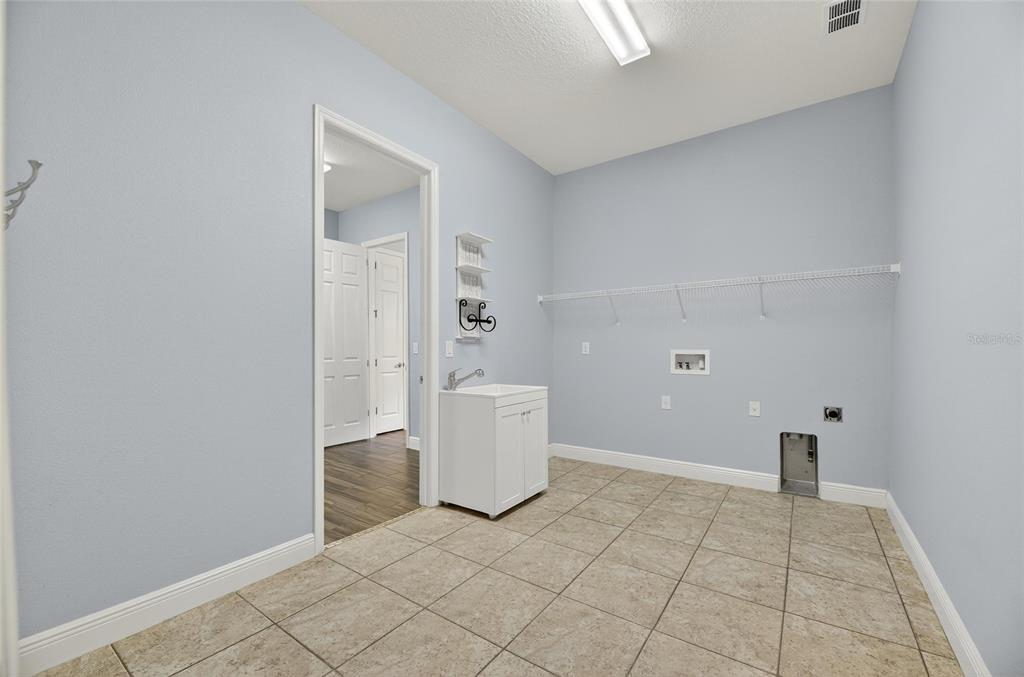 7223 Bowspirit Place Apollo Beach, FL 33572 - Photo 52 of 92