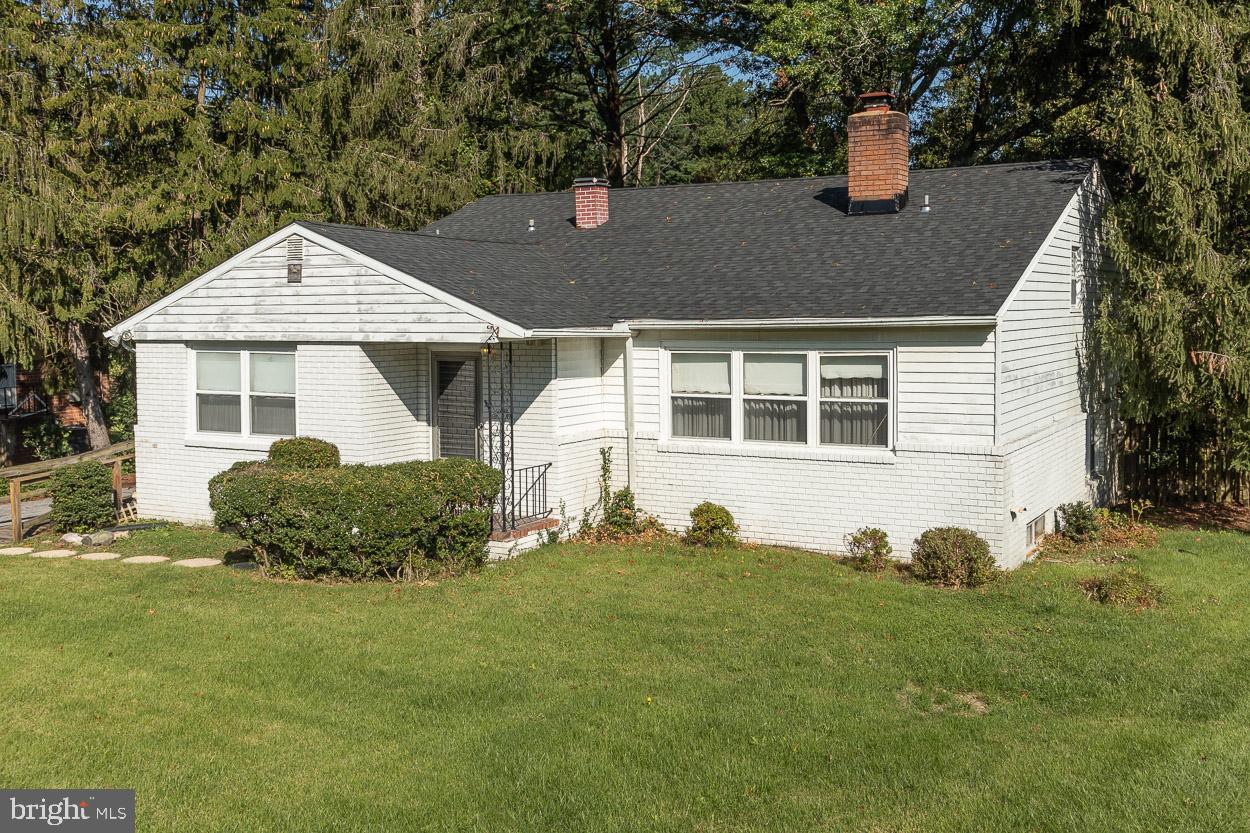 4504 Tapscott Road Baltimore, MD 21208 - Photo 2 of 39