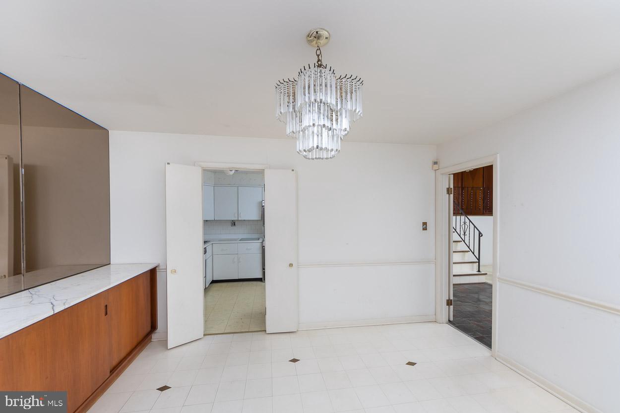 4504 Tapscott Road Baltimore, MD 21208 - Photo 12 of 39