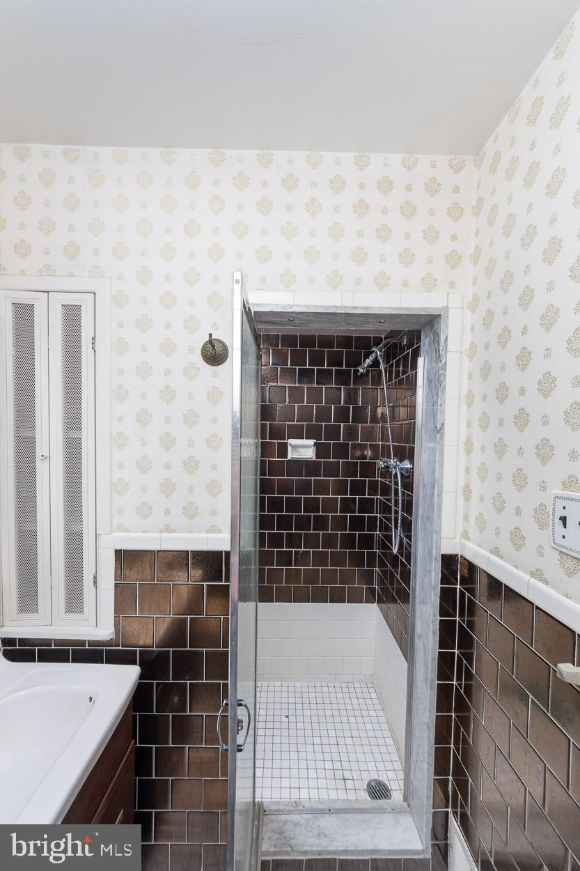 4504 Tapscott Road Baltimore, MD 21208 - Photo 20 of 39