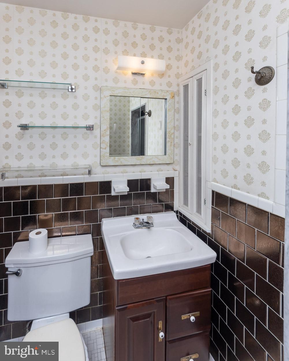 4504 Tapscott Road Baltimore, MD 21208 - Photo 21 of 39