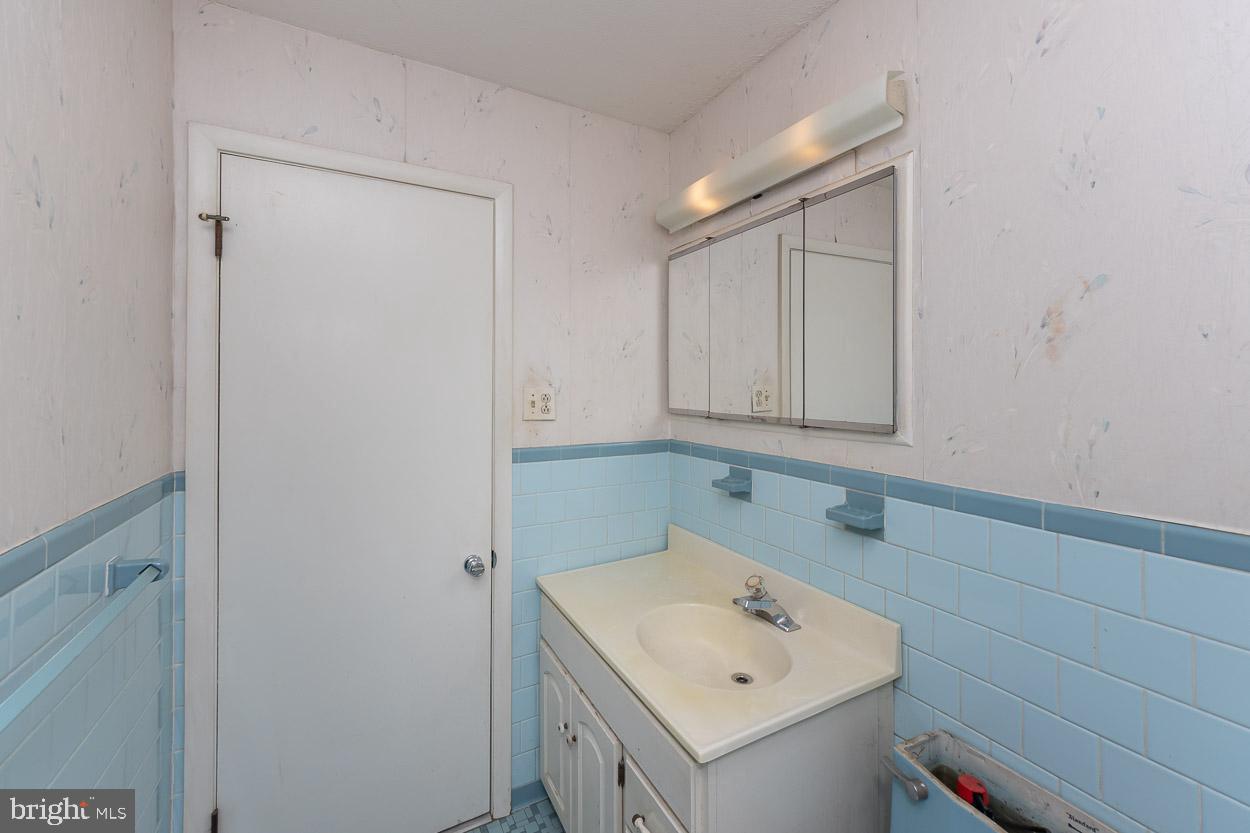 4504 Tapscott Road Baltimore, MD 21208 - Photo 27 of 39