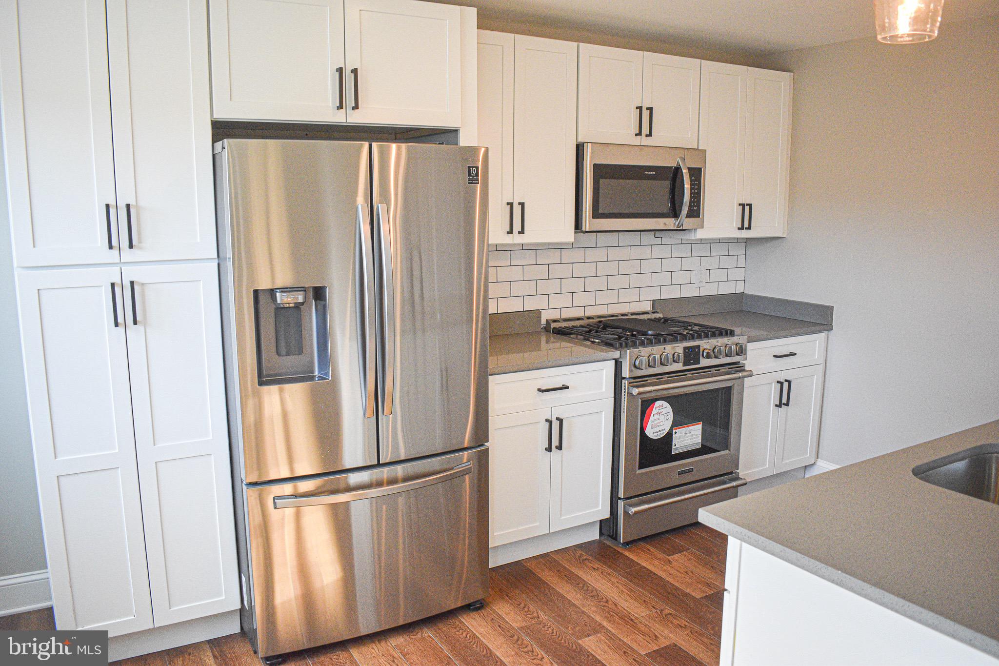 12773 Dunks Ferry Road Philadelphia, PA 19154 - Photo 8 of 23