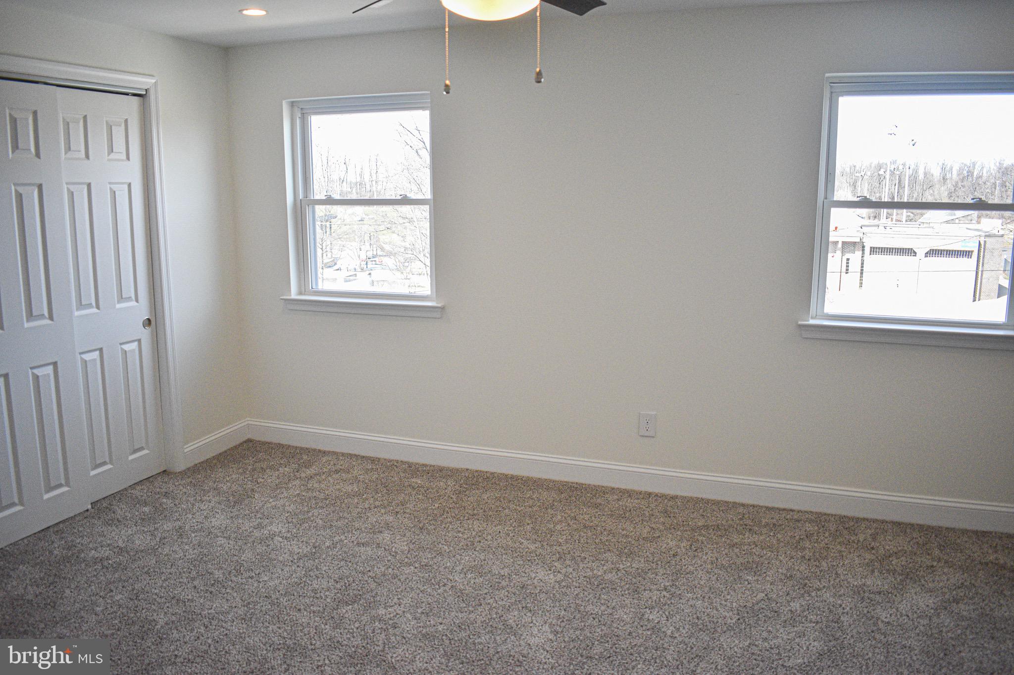 12773 Dunks Ferry Road Philadelphia, PA 19154 - Photo 10 of 23