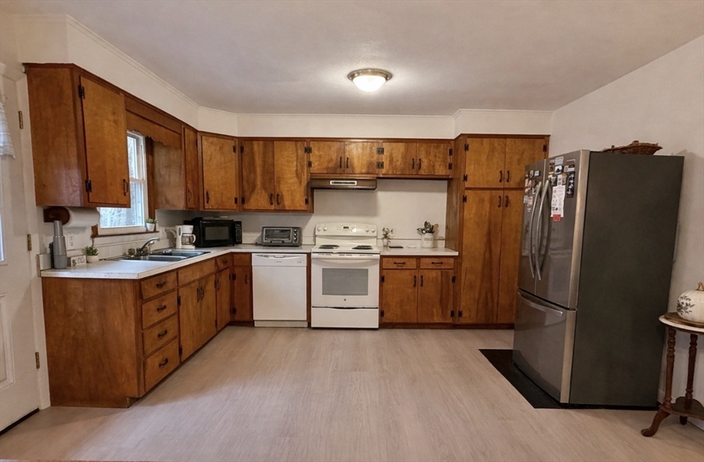 78 Shaw Road Goshen, MA 01330 - Photo 9 of 18