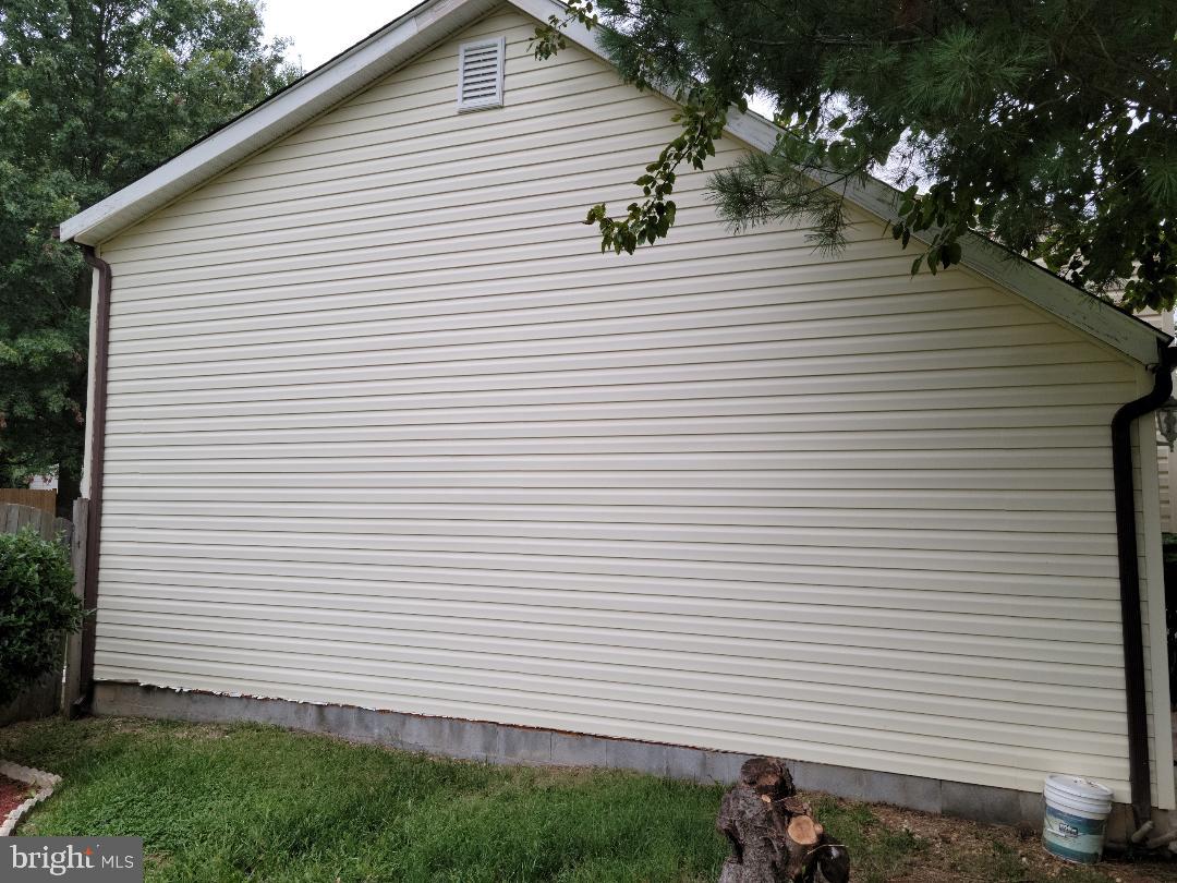 6307 Clinton Way Clinton, MD 20735 - Photo 5 of 28 Exterior side
