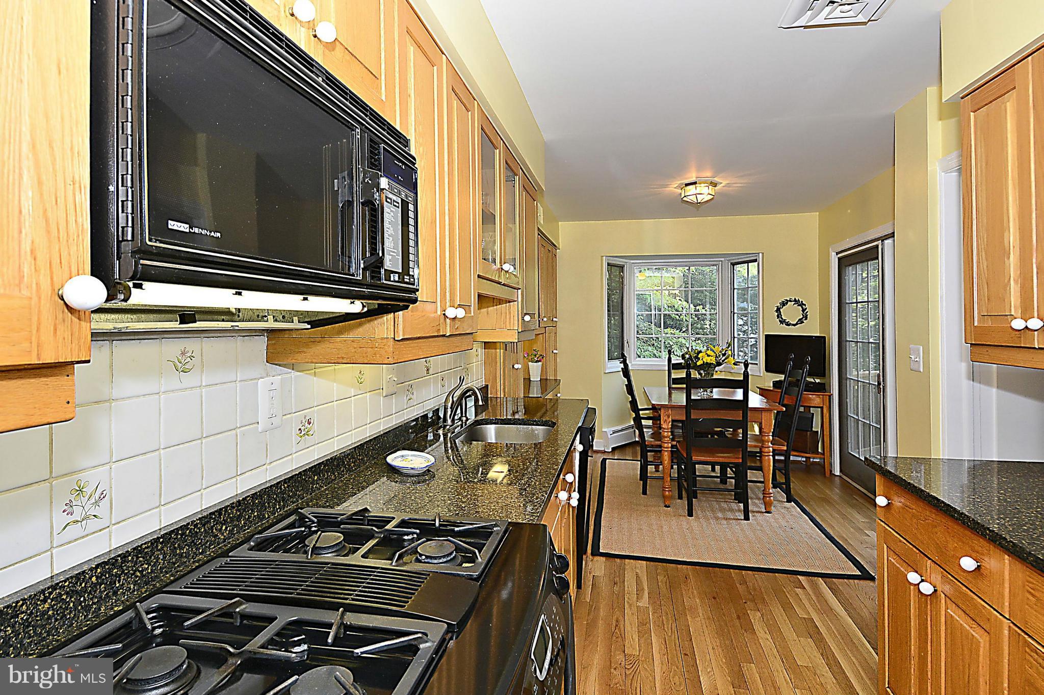 5608 Overlea Road Bethesda, MD 20816 - Photo 12 of 30 Kitchen
