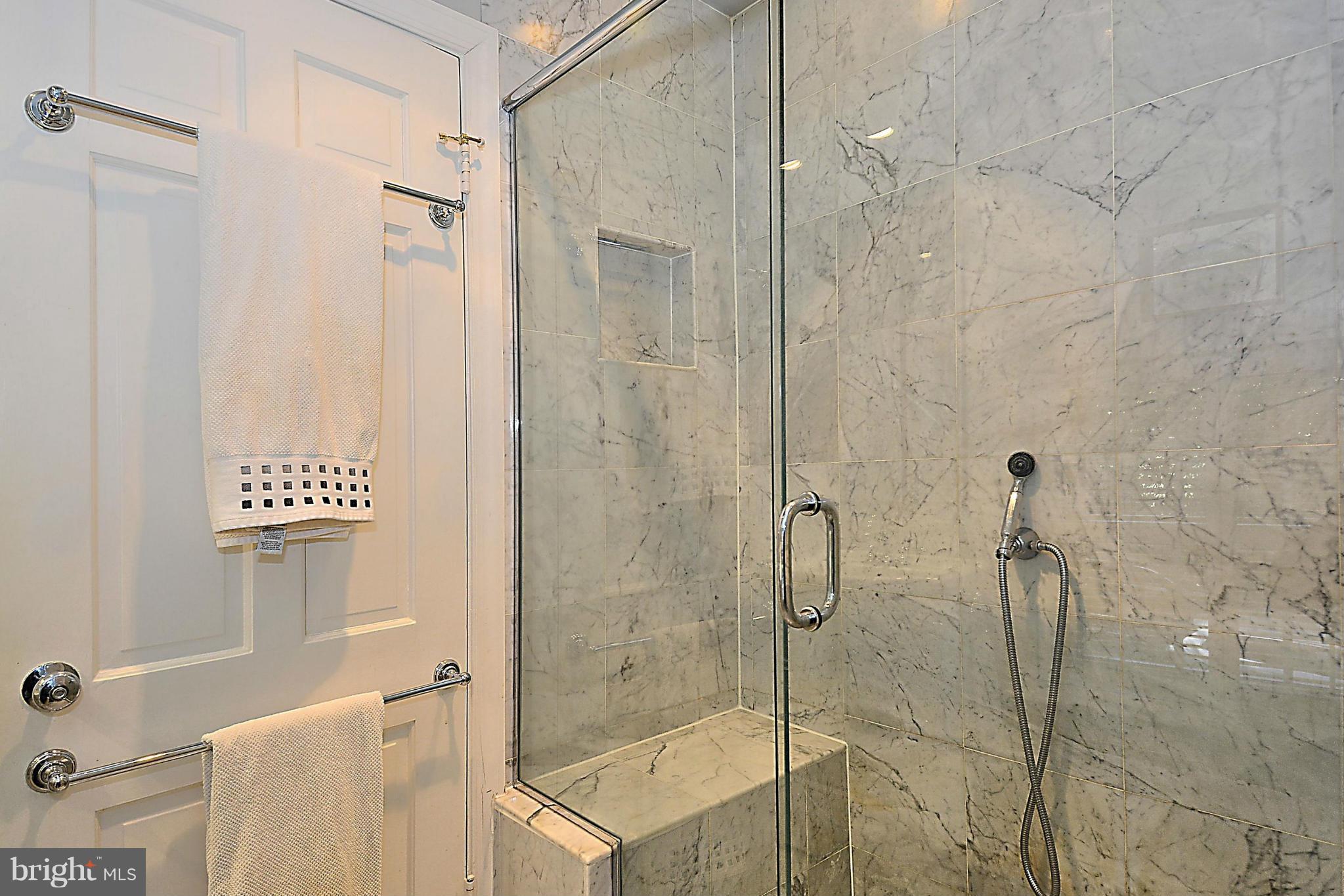 5608 Overlea Road Bethesda, MD 20816 - Photo 20 of 30 Bath (Master)