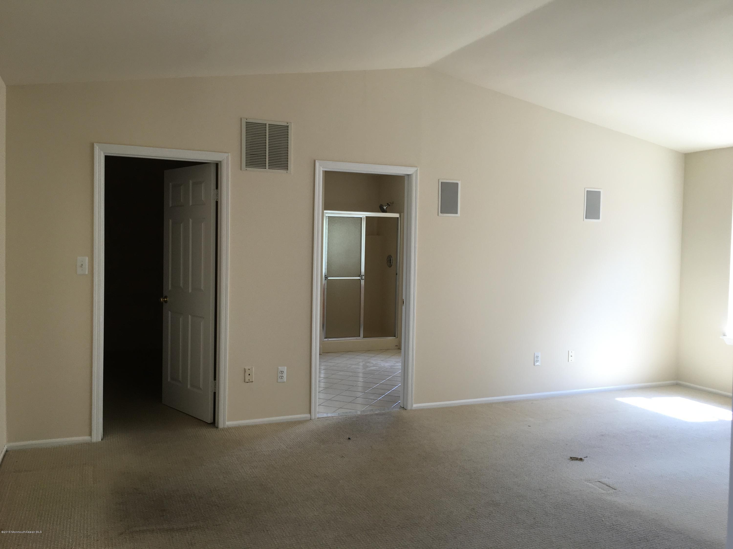 761 Anderson Road Jackson, NJ 08527 - Photo 14 of 22 an empty room with windows
