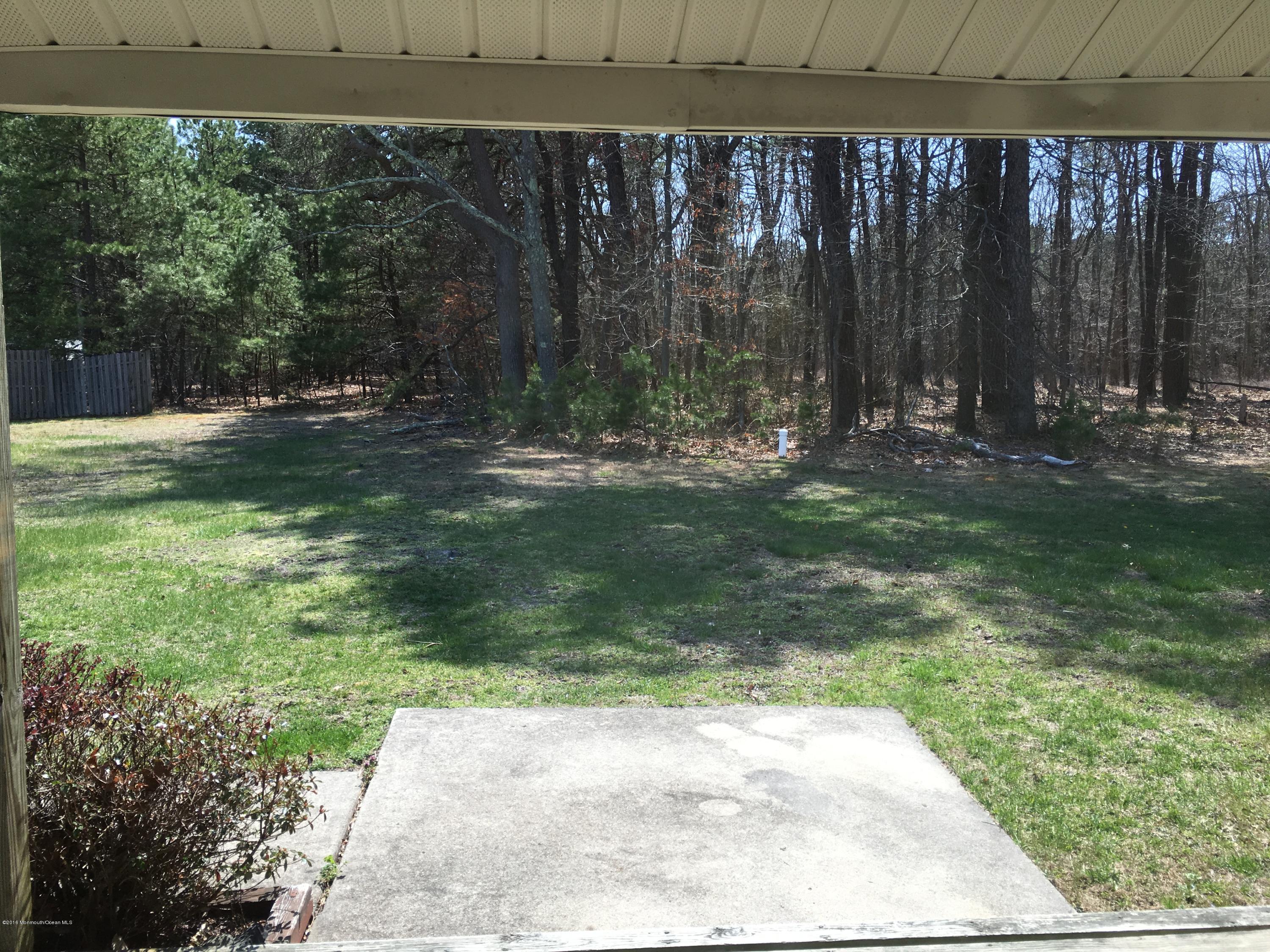 761 Anderson Road Jackson, NJ 08527 - Photo 10 of 22 a view of a backyard