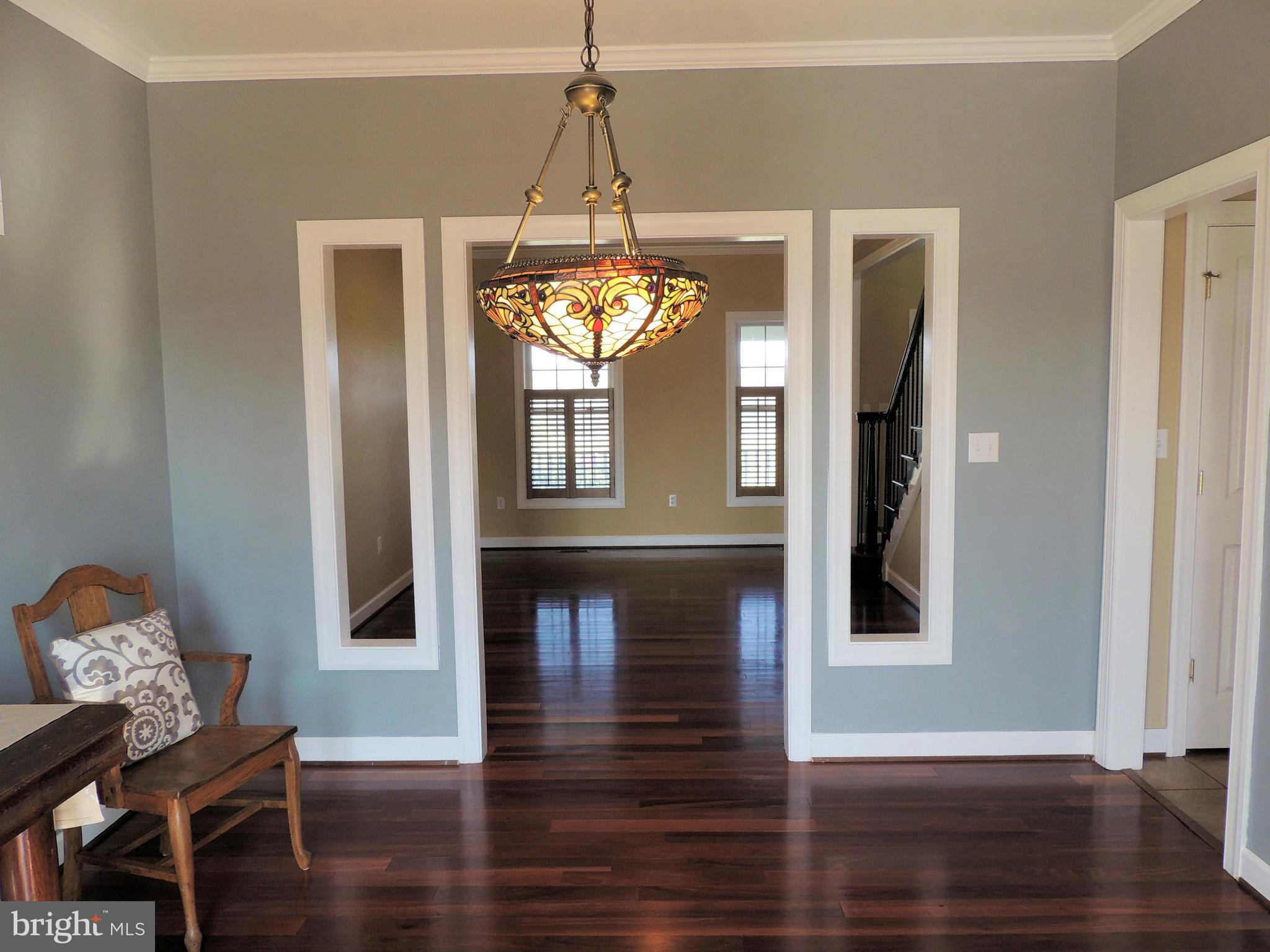 3142 Long Meadow Road Middletown, VA 22645 - Photo 13 of 28 Living Room