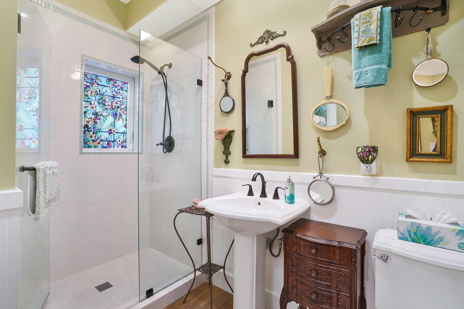 6624 Dillman Road Greenacres, FL 33413 - Photo 32 of 61 a bathroom with a sink a mirror a vanity and a shower