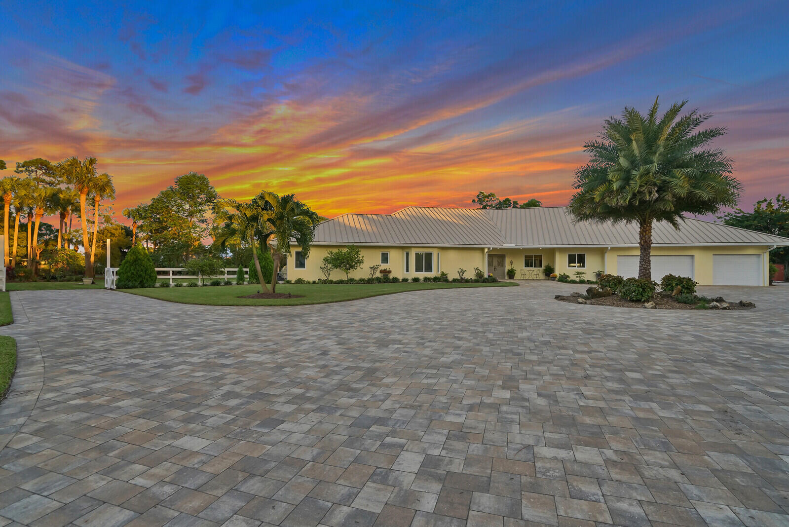 6624 Dillman Road Greenacres, FL 33413 - Photo 53 of 61 a view of outdoor space with city view