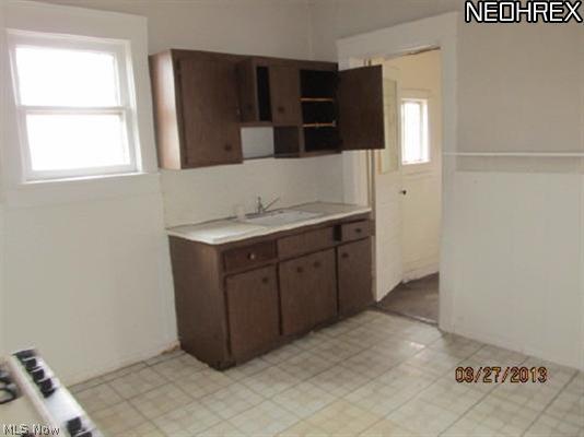 3516-3518 Broadview Road Cleveland, OH 44109 - Photo 4 of 6 Gallery Image 4
