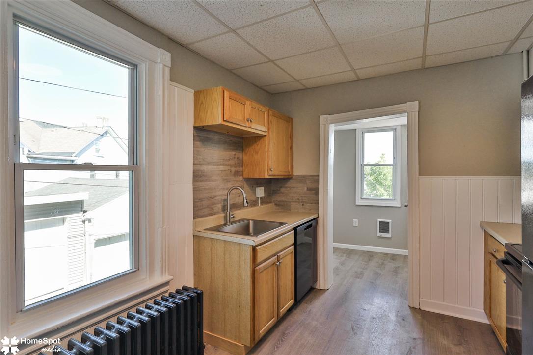 619 Sioux Street Bethlehem, PA 18015 - Photo 20 of 61 a kitchen that has a sink and a stove
