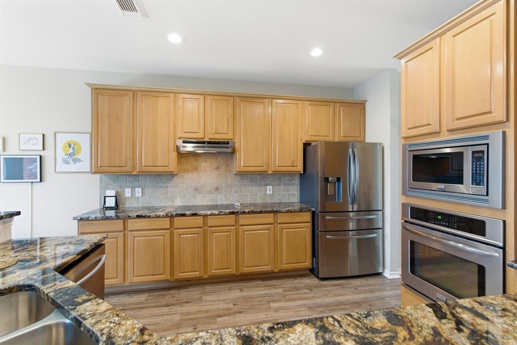 2512 Blue Ridge Trail Flower Mound, TX 75028 - Photo 17 of 35