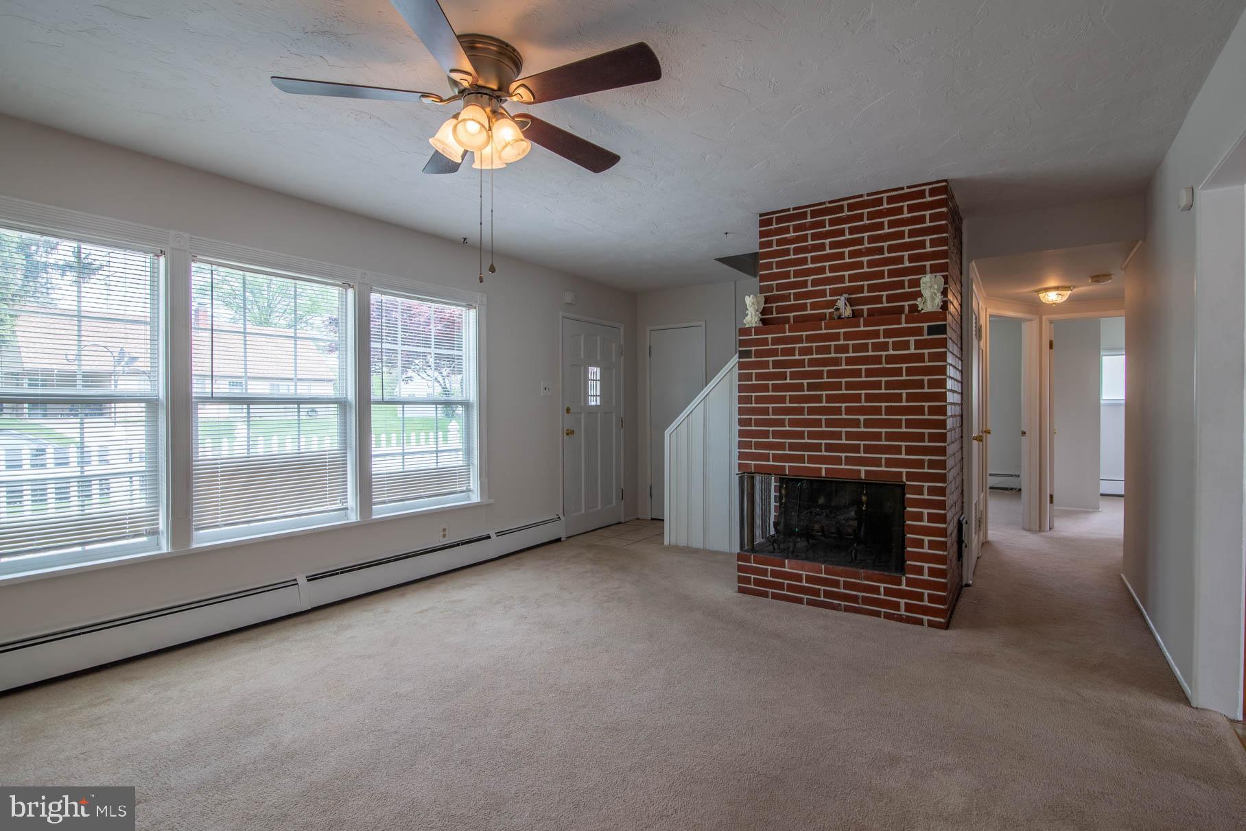 1236 Wogan Road York, PA 17404 - Photo 8 of 39