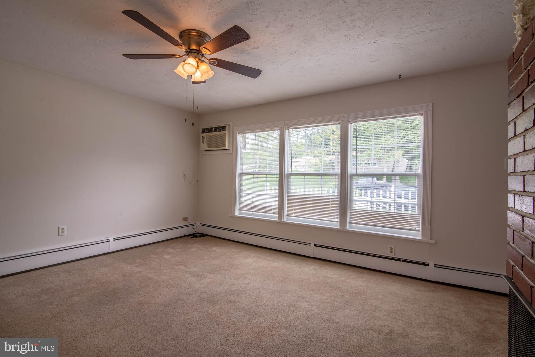 1236 Wogan Road York, PA 17404 - Photo 10 of 39