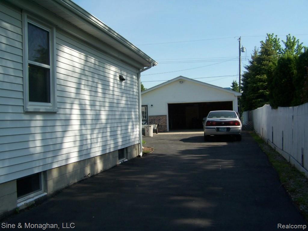 4141 Neuman Road St. Clair, MI 48079 - Photo 9 of 20 4141 (2).jpg