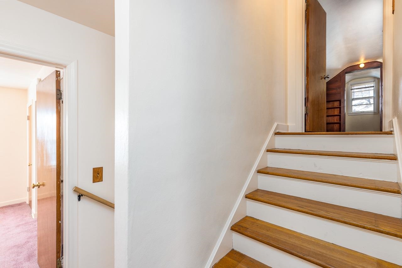 1554 Rural Street Rockford, IL 61107 - Photo 15 of 25 a view of entryway