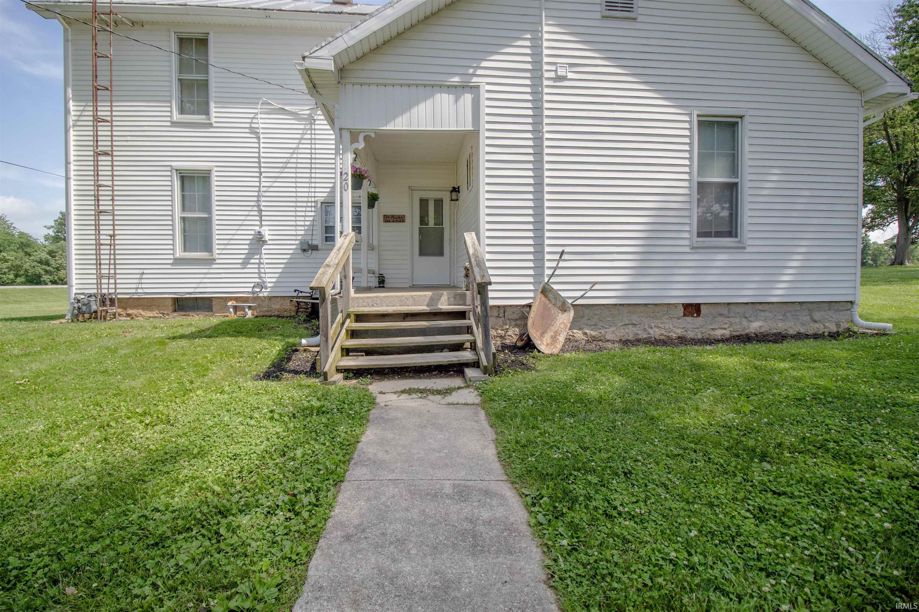 20 East Miller Street Ridgeville, IN 47380 - Photo 3 of 26