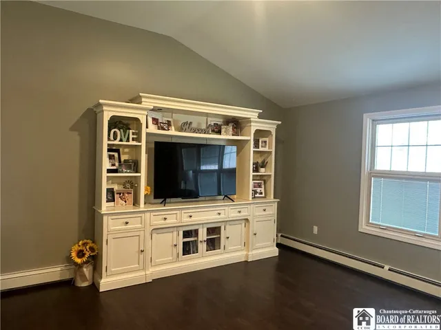 $329,900 | 24 University Park, Pomfret, NY 14063